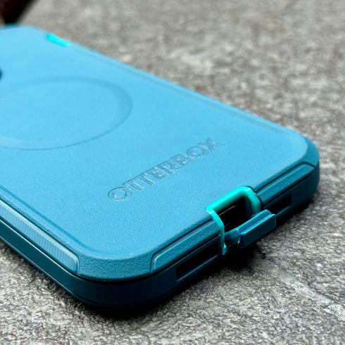 COVER OTTERBOX DEFENDER MAGSAFE MAGNETICO (VARIEDAD DE MODELOS)